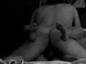 強力なブレンダーで積極的に動く セックス ...