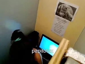口の中でslutひよこにザーメン s 女 ...