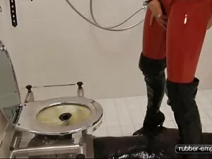 Lorchkaの両方の穴クソ 女 動画  ...