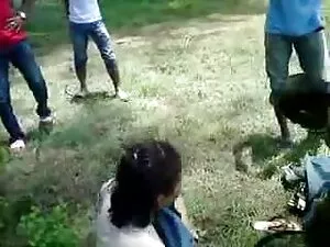 美しい彼女と彼女の経験豊富なお母さんクソ ...