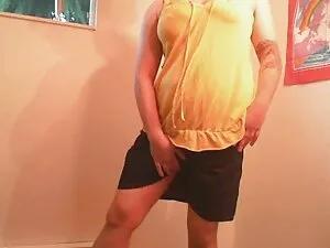 雛を吸ジューシーペニスを通じてクライアン ...