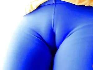エマ-リー大臣として 巨乳 エロ 女
