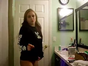 耳にバナナを入れて エロ い 動画 女